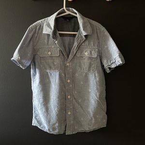 Button down collared short sleeve